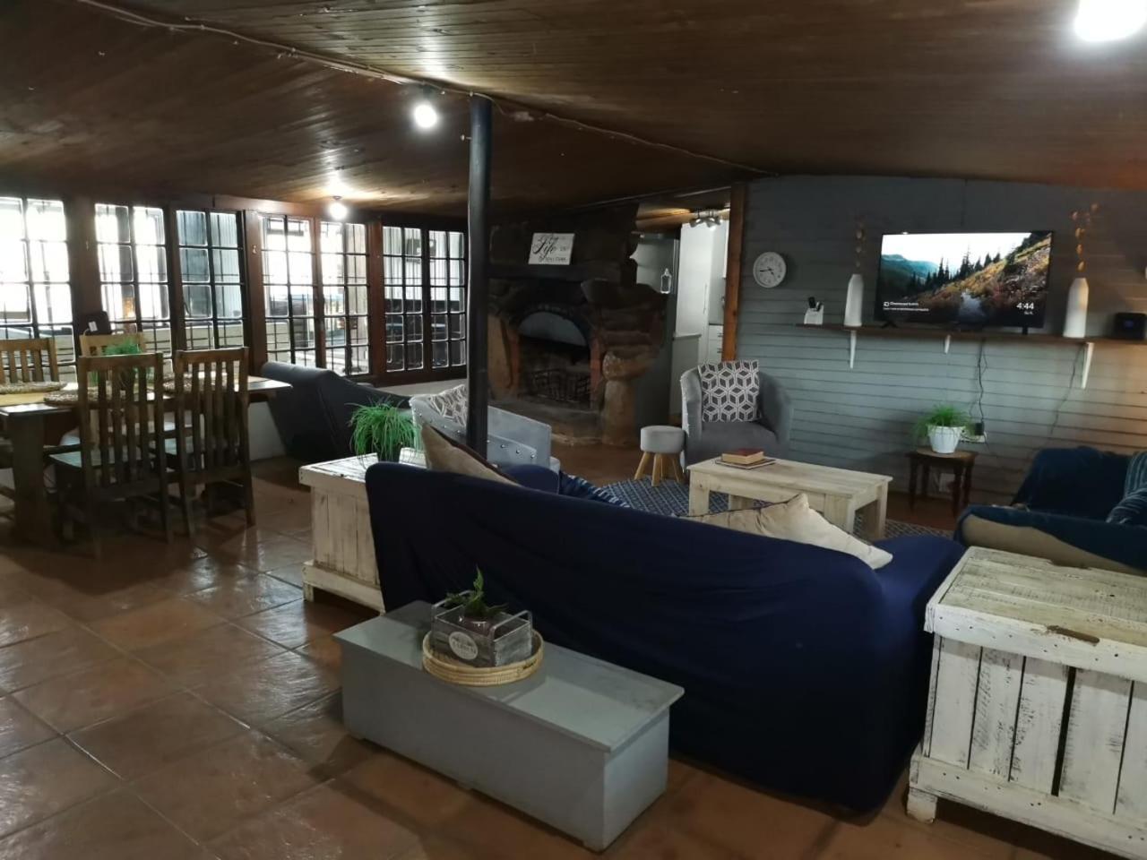 Dargle Forest Lodge Room photo